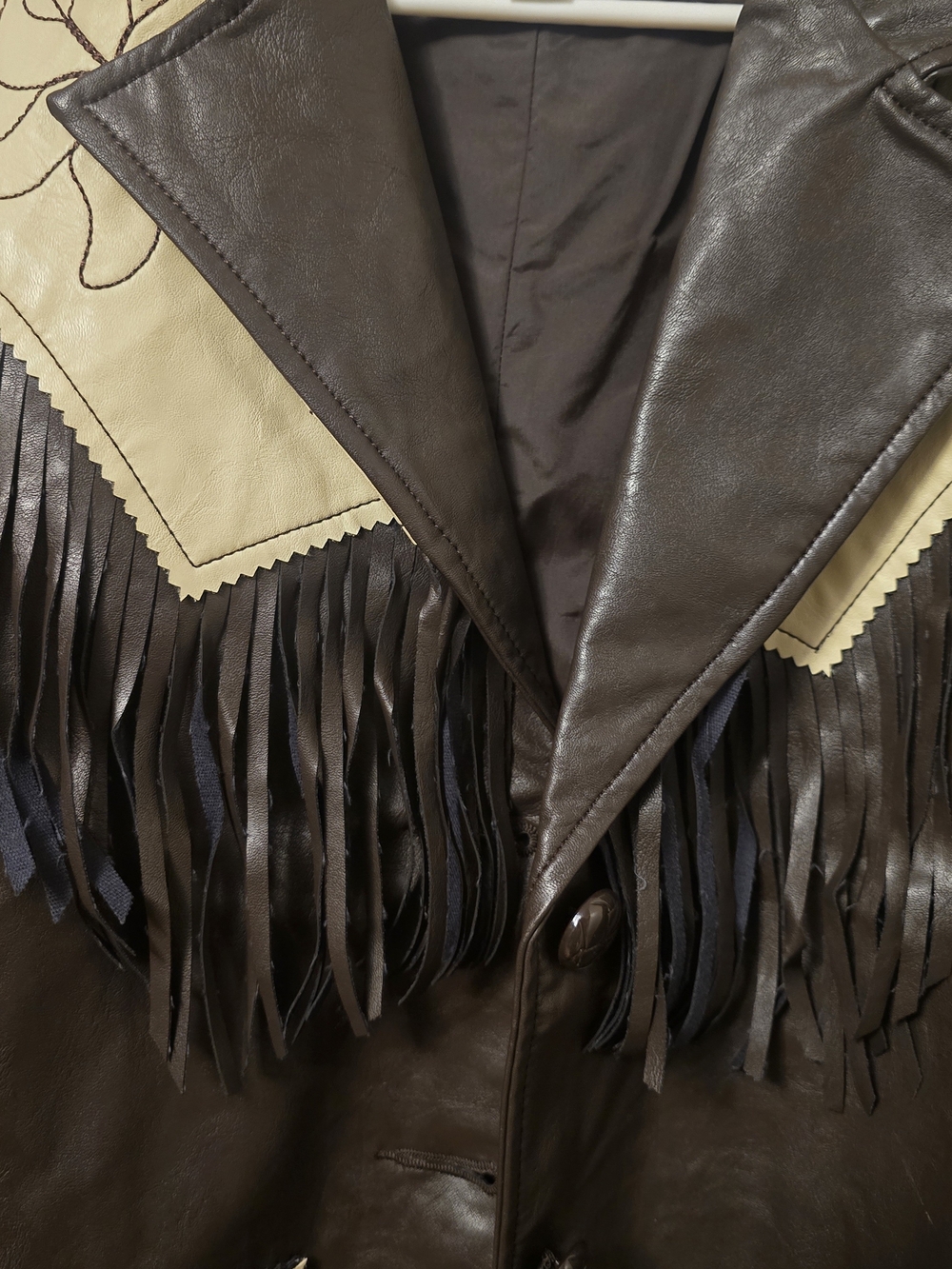 RARE NWT Wrangler Lainey Wilson Dark Brown Leather Fringe Jacket with Cream Yoke - Picture 7 of 7